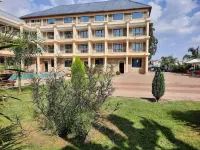 HOTEL DISCRETION LTD Hotele w: 