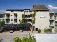 Punto Mita Eco Surf Suites & Café