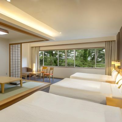 和洋室（シャワーブース付）（禁煙） かんぽの宿 鴨川 クーポン