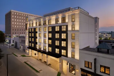 106 Jefferson Huntsville, Curio Collection by Hilton Hôtels à : 