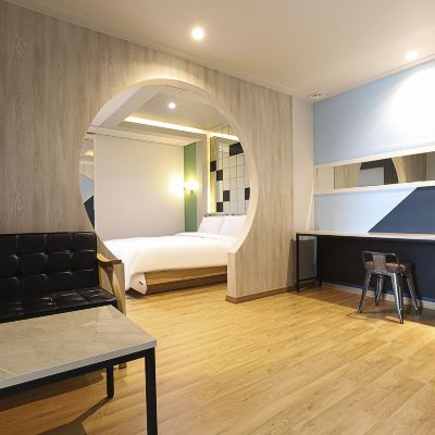 VIP Room Donghae Very Six Promo Code