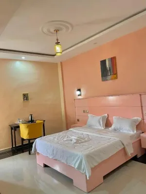 Hôtel Michou Hotel a 