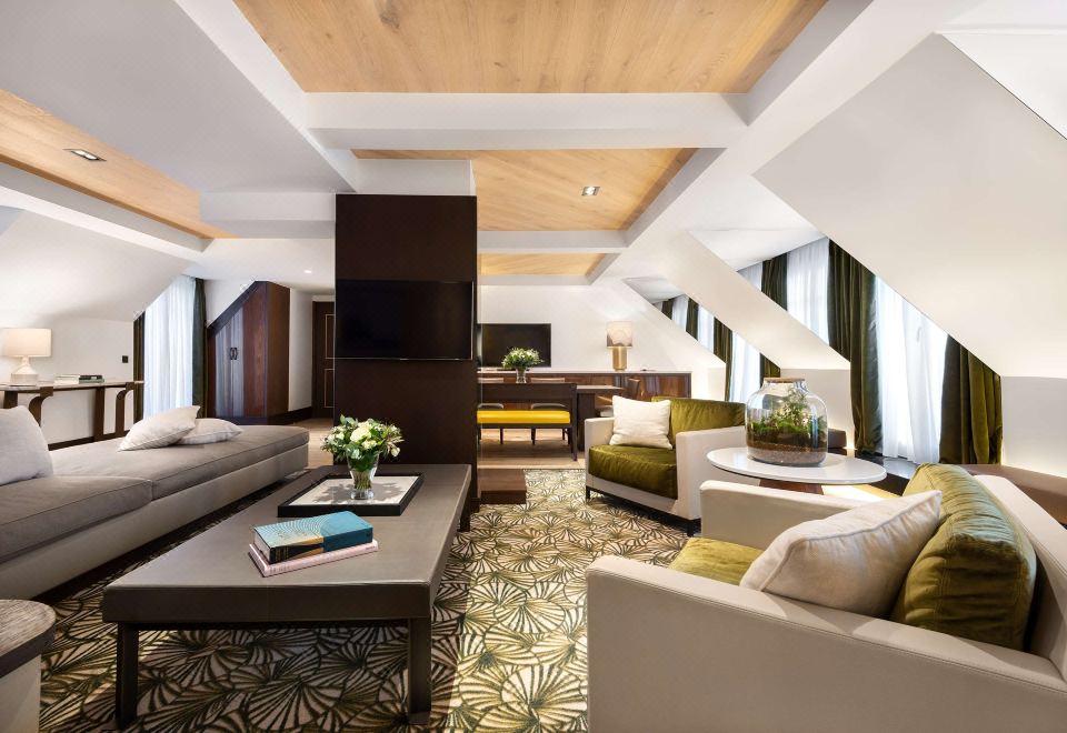 Hyatt Paris MadeleinePresidential Suite