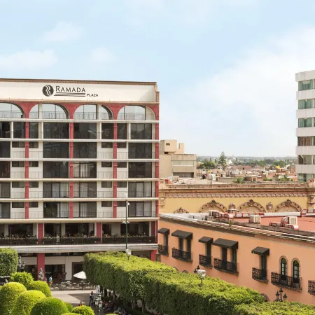 Ramada Plaza by Wyndham Leon