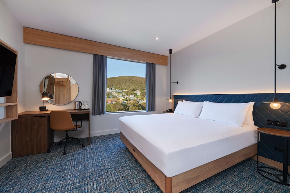 King Guest Room