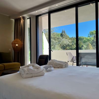 1 Queen Bed, Non-Smoking, Privilege Room, Sofabed Best Western Sévan Parc Hôtel Promo Code
