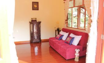 Baan Suan Nuchliang Homestay