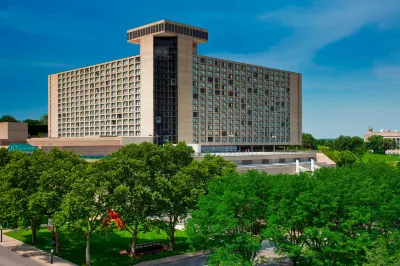 The Westin Kansas City at Crown Center Hotel a 