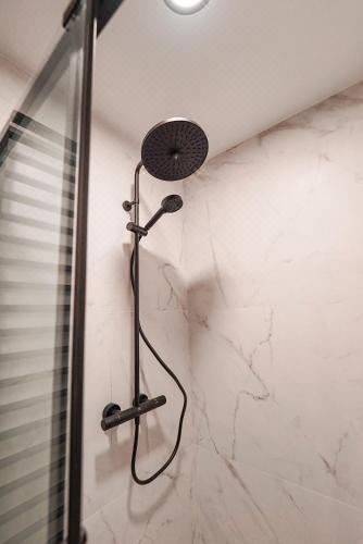 特大床套房带阳台