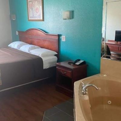 King Room With Jetted Tub-Non-Smoking Tropicana Inn and Suites Promo Code