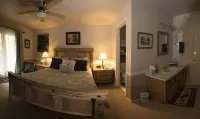 Black Bear Manor