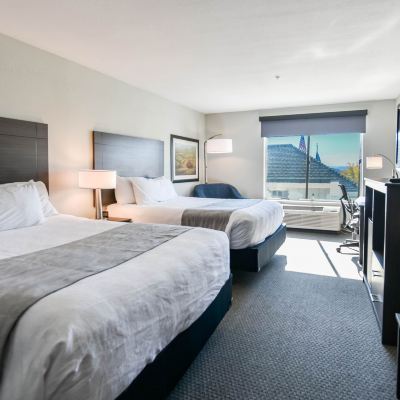 Standard Twin Room-Non-Smoking Shutters Hotel Promo Code