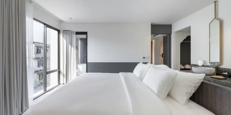 ห้องซูพีเรียสตูดิโอสวีท, วิวสระว่ายน้ำ