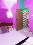 Holy Guest House Hotele w: 