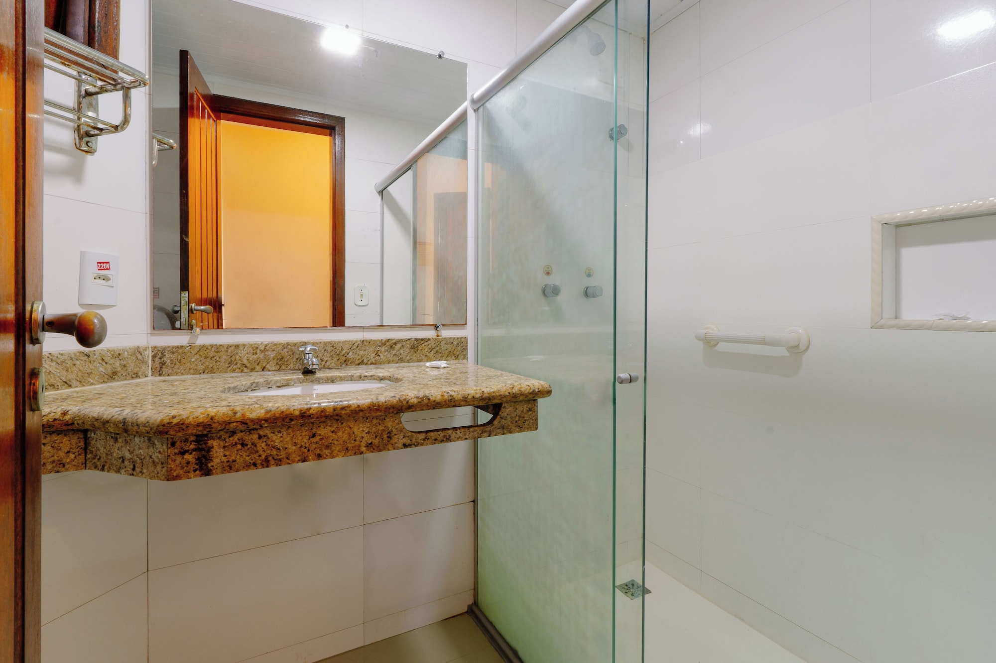 DOUBLE DOUBLE STANDARD