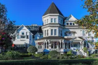 Huntingdon Hotel and Suites