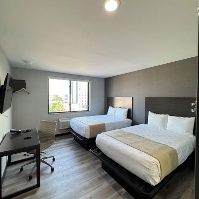 2 Queen Beds Room, Non-Smoking Hotel the Villa Promo Code