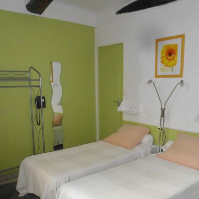 Twin Room, 2 Twin Beds, Non Smoking Le Palais Promo Code
