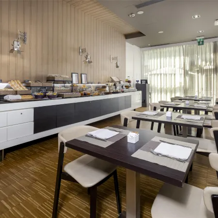 Best Western Premier CHC Airport