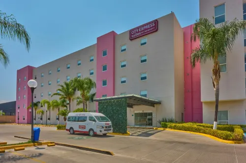 City Express Suites by Marriott Querétaro