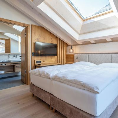 Deluxe Double Room La Ginabelle Promo Code
