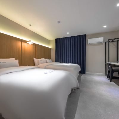 미디엄 트윈 (트윈 침대) Daejeon Yongmun Hotel Awesome 쿠폰