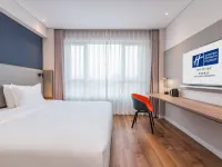 Holiday Inn Express DONGYANG HENGDIAN by IHG Hotel a Dongyang
