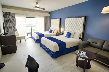 Médano Hotel & Suites