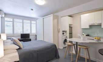 Ballantyne at Mosman - Serviced Apartments