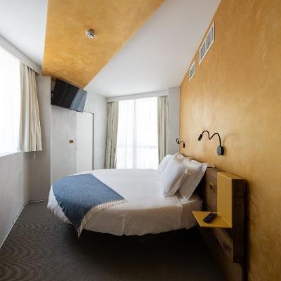 Superior Quadruple Suite Carrick Hotel Promo Code