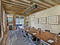 Cavalry Court, by Valencia Hotel Collection