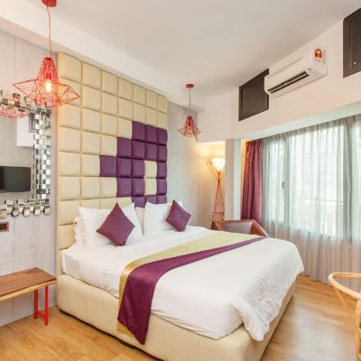 Bilik Deluxe King Kupon Le Dream Boutique Hotel