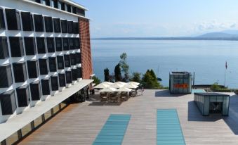 Lake Geneva Hotel