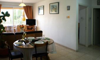 Apollonia Holiday Apartments - Serviced Hotel Apartments