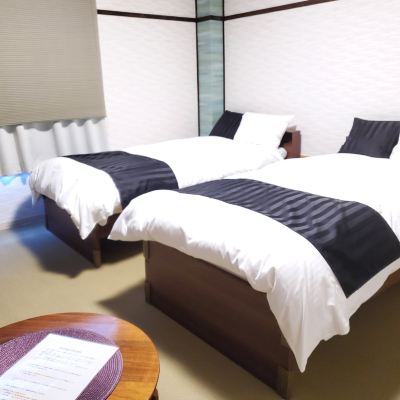 標準和洋式雙床房（禁菸山脈景觀丨10榻榻米丨雙人使用） 大和屋日式旅館優惠