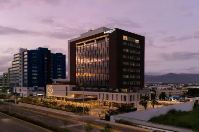 Residence Inn by Marriott Santiago de Los Caballeros Отели в г. 