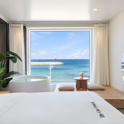 The One Building A-Room 303 (Ocean View) 강릉 더원펜션, 더클래식펜션 쿠폰