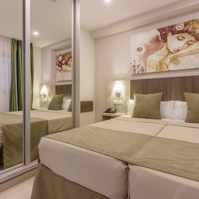 One-Bedroom Apartment Klayman Diamond Aparthotel Promo Code