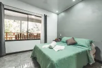 Hotel Hoja de Oro Corcovado