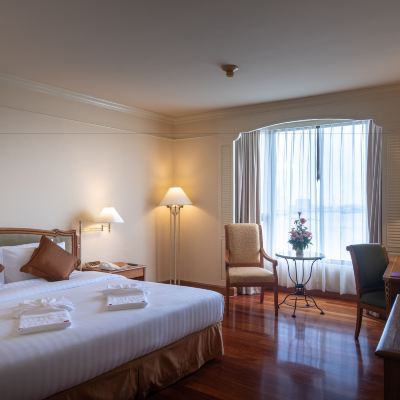 Executive Riverview Room Montien Riverside Hotel (SHA Extra Plus) Promo Code