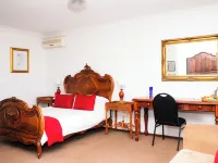 Roseland House Hotels in Berea