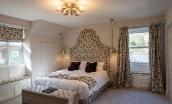 Welbeck Manor and Golf - Housity