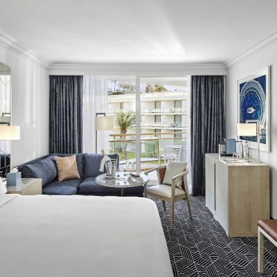 Fairmont Garden View King Room