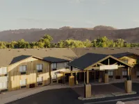 Slackline Moab, Outset Collection by Hilton Hotels in Moab