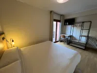 Hotel Niu Hotels in 