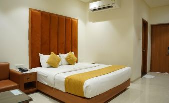 Hotel Silver Palace - Housity