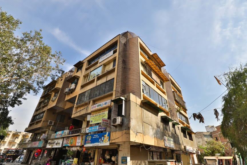 29318 Hotel Krishna Palace - Housity