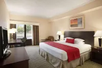 Ramada by Wyndham Newark/Wilmington Hotels in 