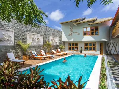 Kaani Village & Spa Hotéis em 