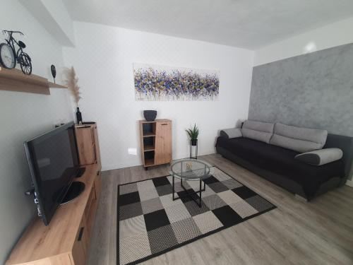 Amama One-Bedroom Apartment